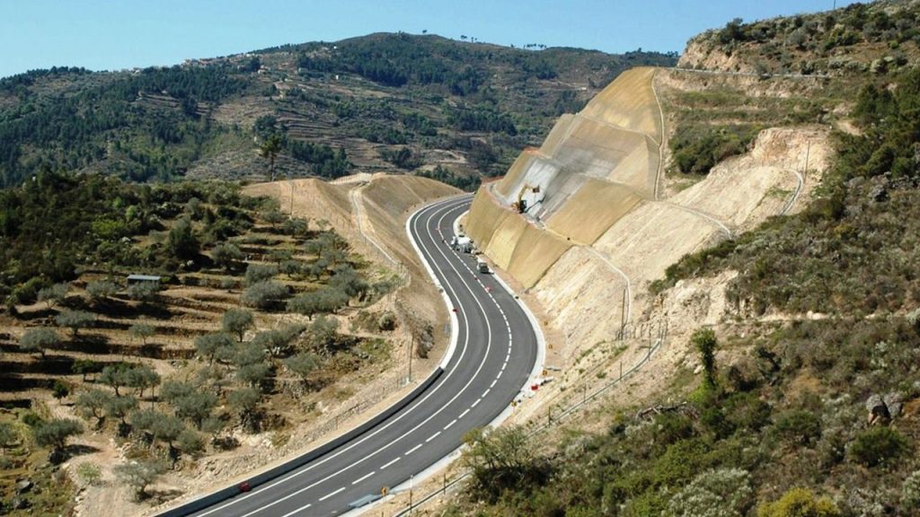 Mota-Engil - Egenharia & Construção, SA