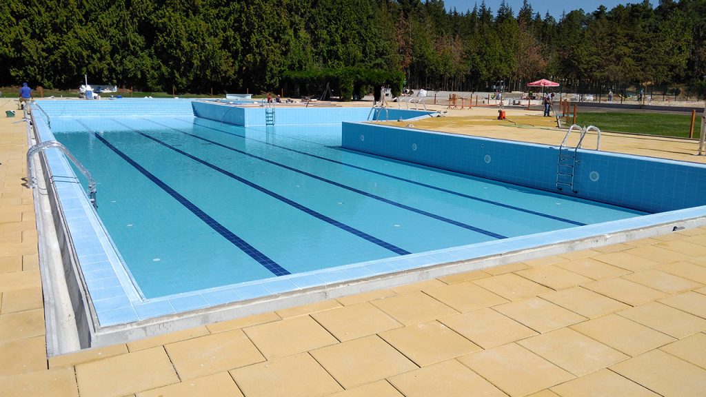 Complexo Turístico Penedeiro - Piscinas e Zona de Lazer